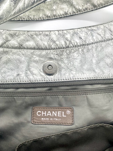 Chanel bag plateado