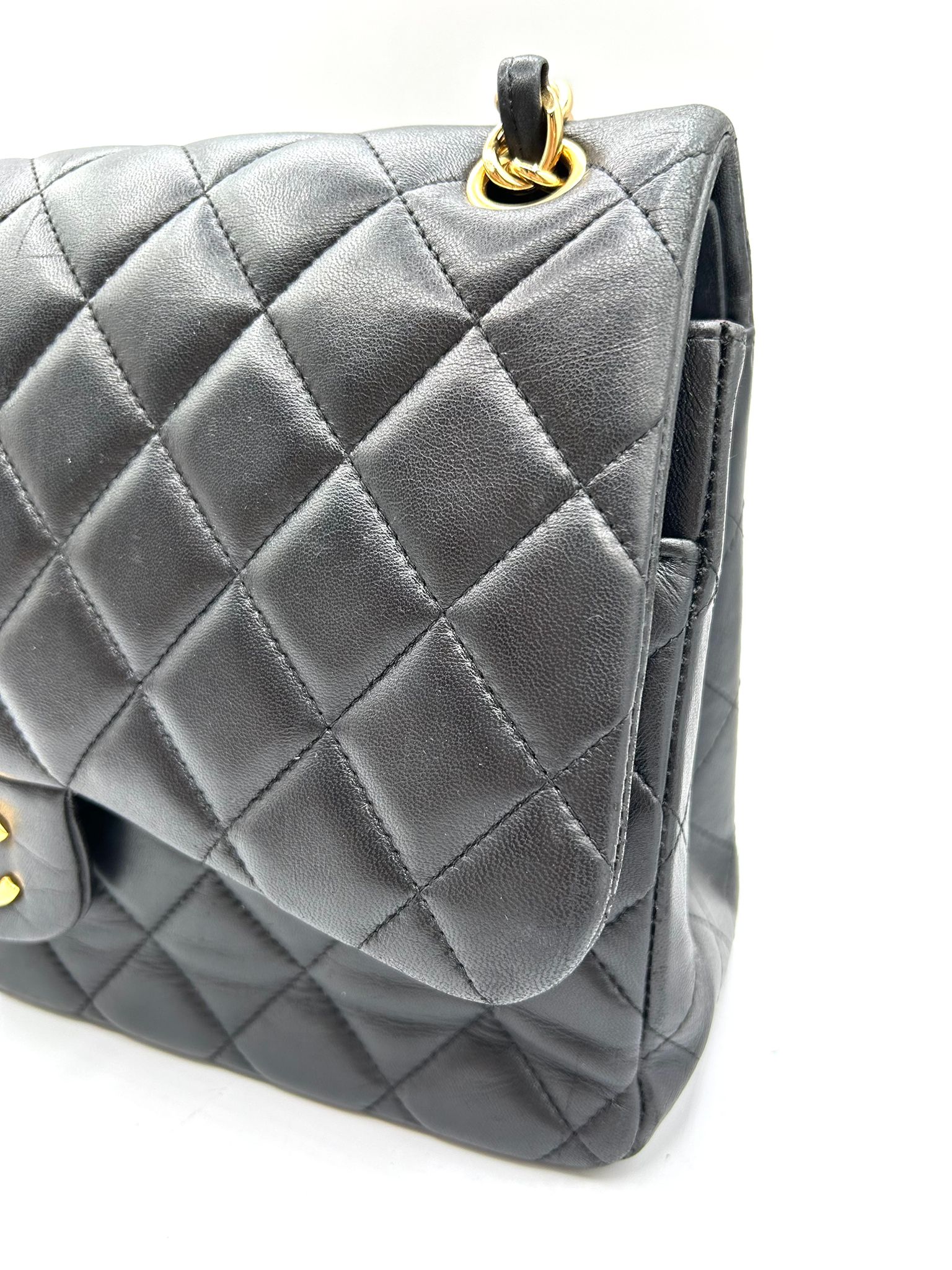 chanel jumbo lambskin