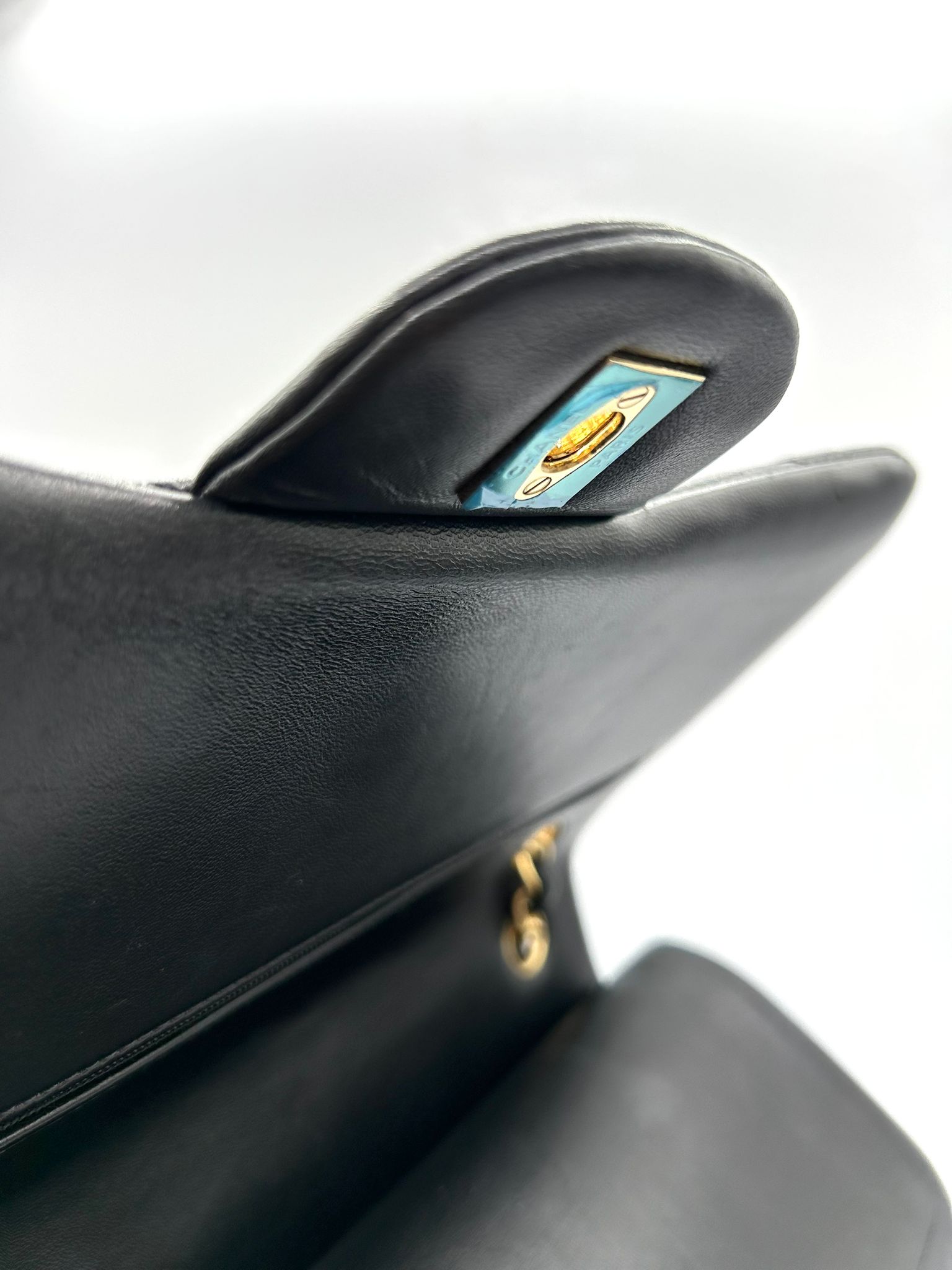 chanel jumbo lambskin