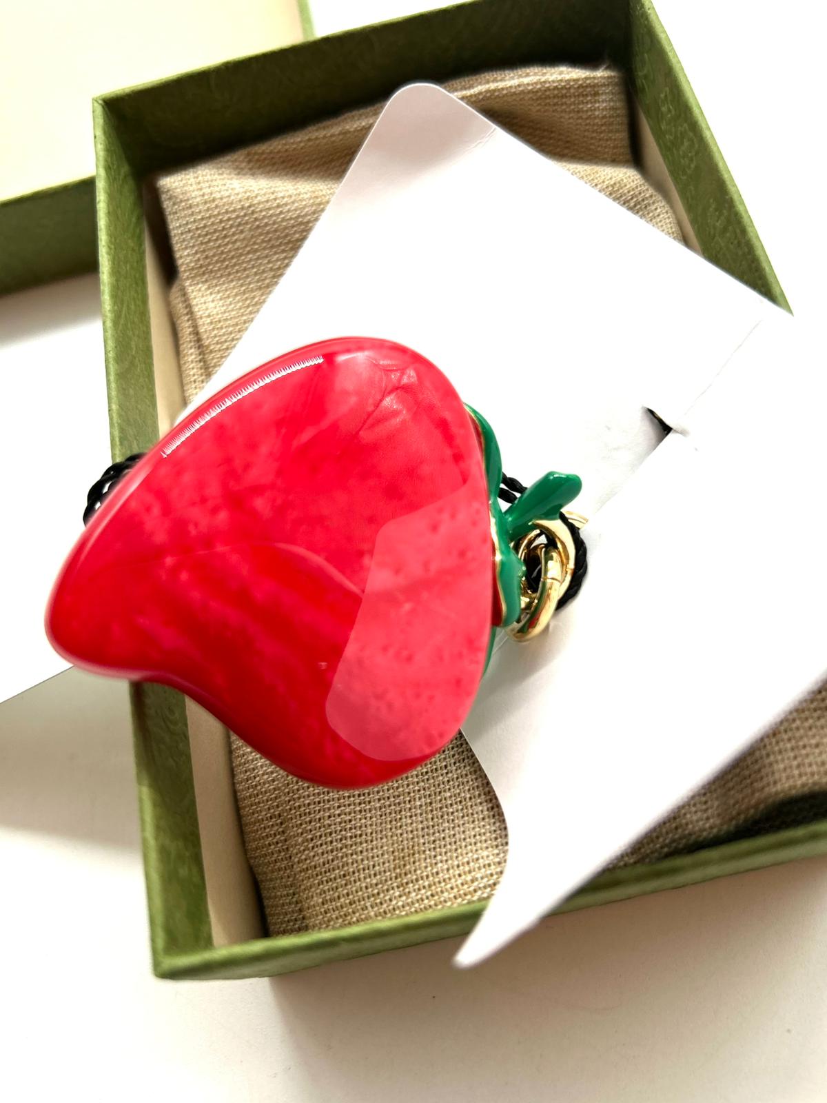 charm fresa gucci