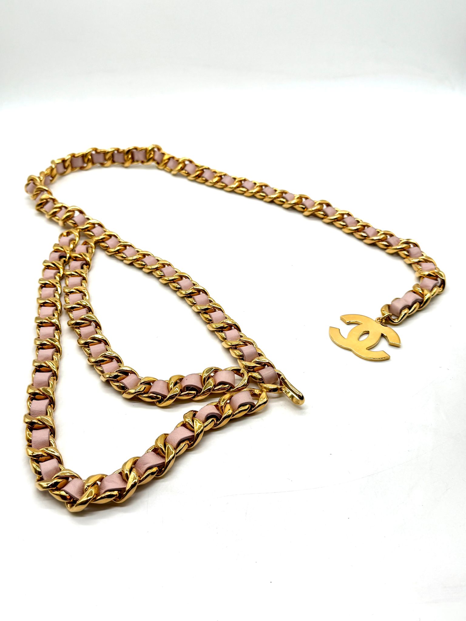cinturon cadena chanel