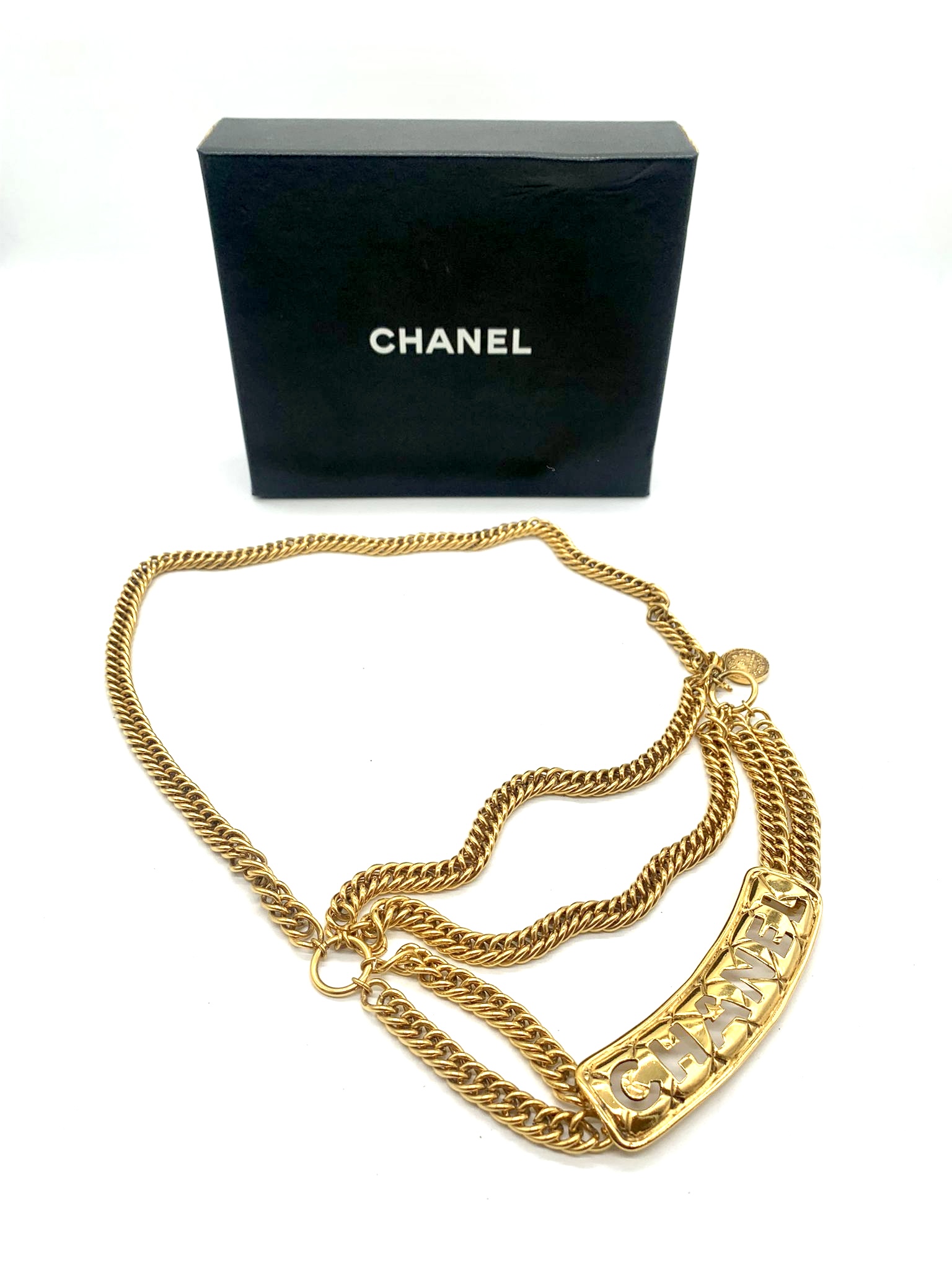 Cinturón cadenas Chanel
