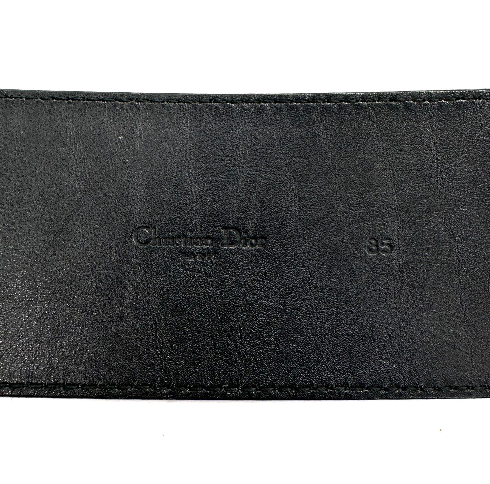 Cinturón de piel con símbolo de la paz Dior
