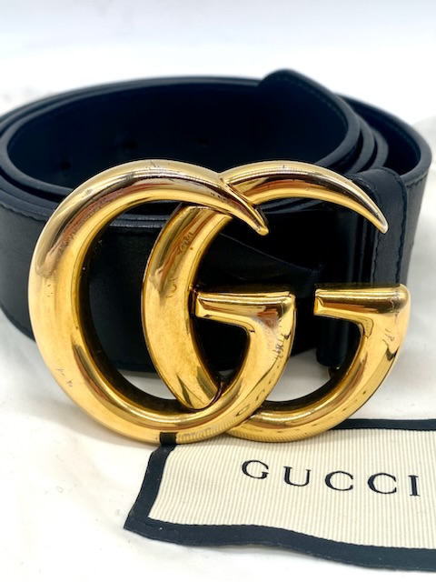 Cinturón Gucci talla 90
