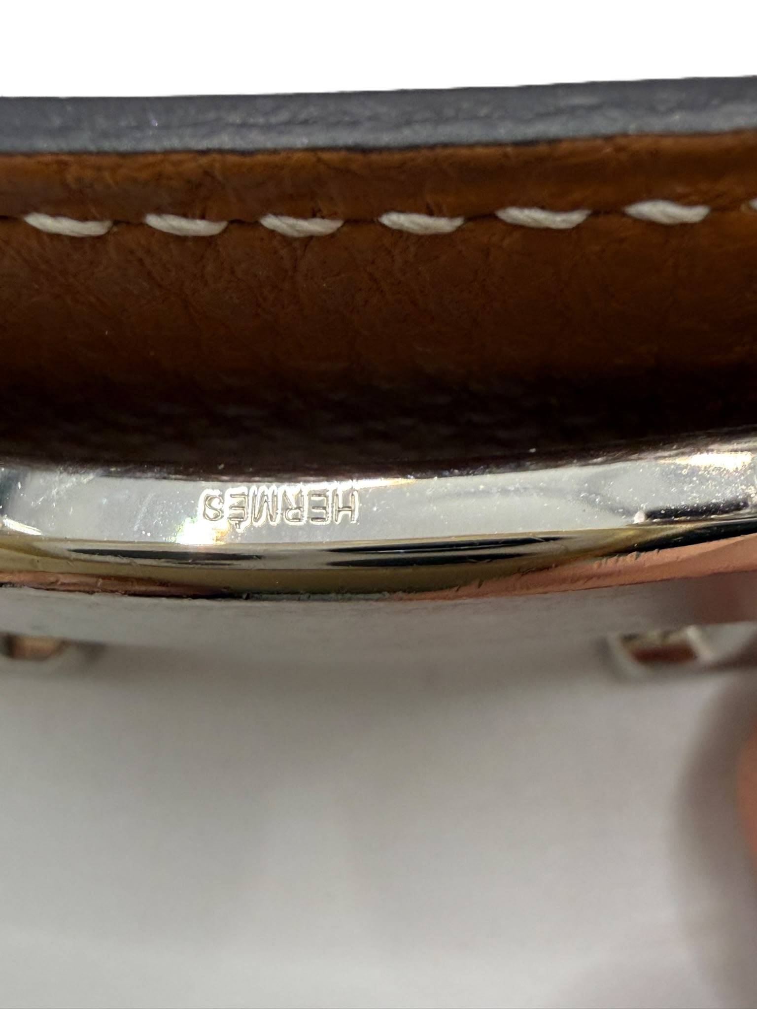 cinturón Hermès modelo H