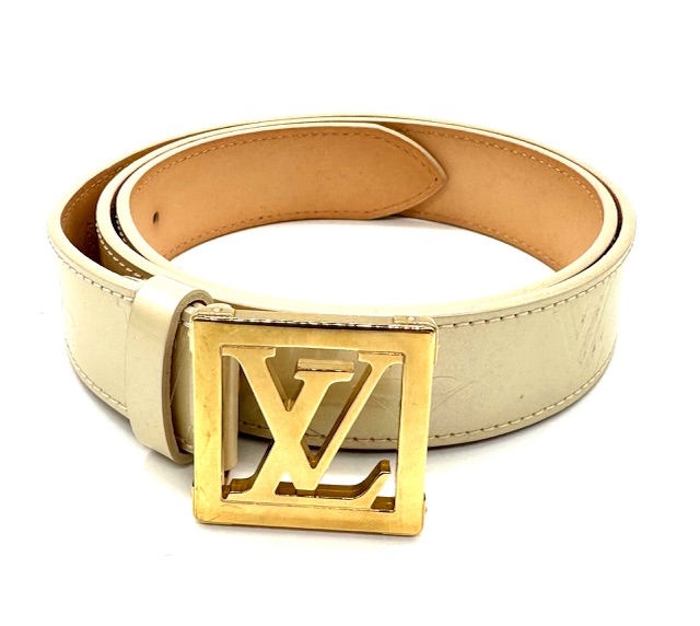Cinturón Louis Vuitton de charol beige