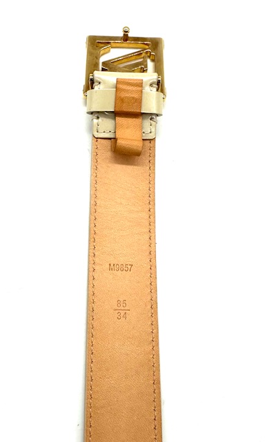 Cinturón Louis Vuitton de charol beige