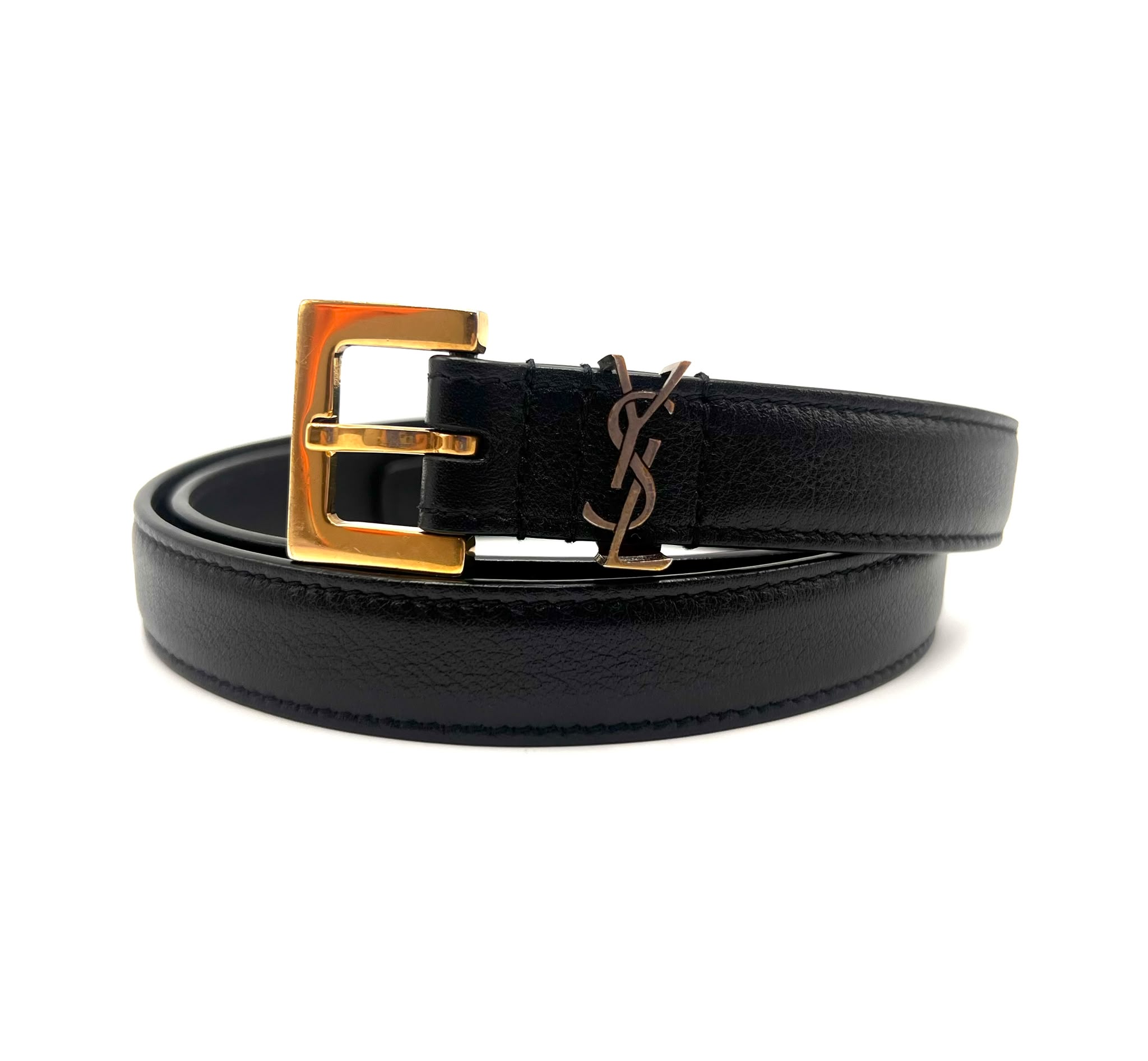 cinturón Saint Laurent (YSL)
