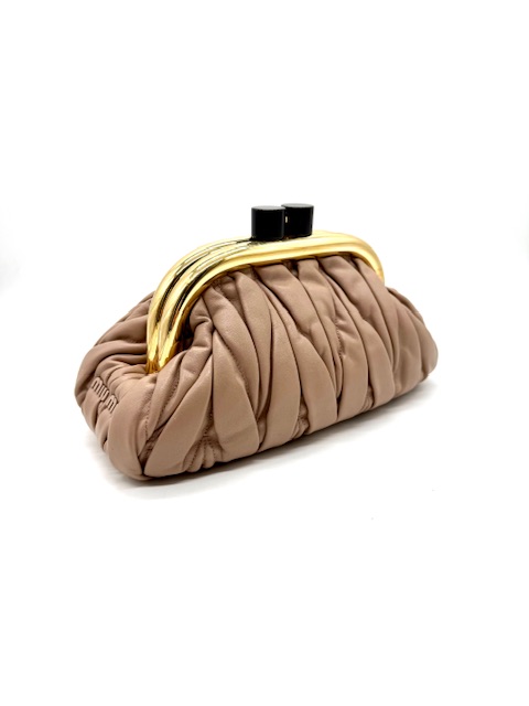 clutch Miu Miu Matelassé