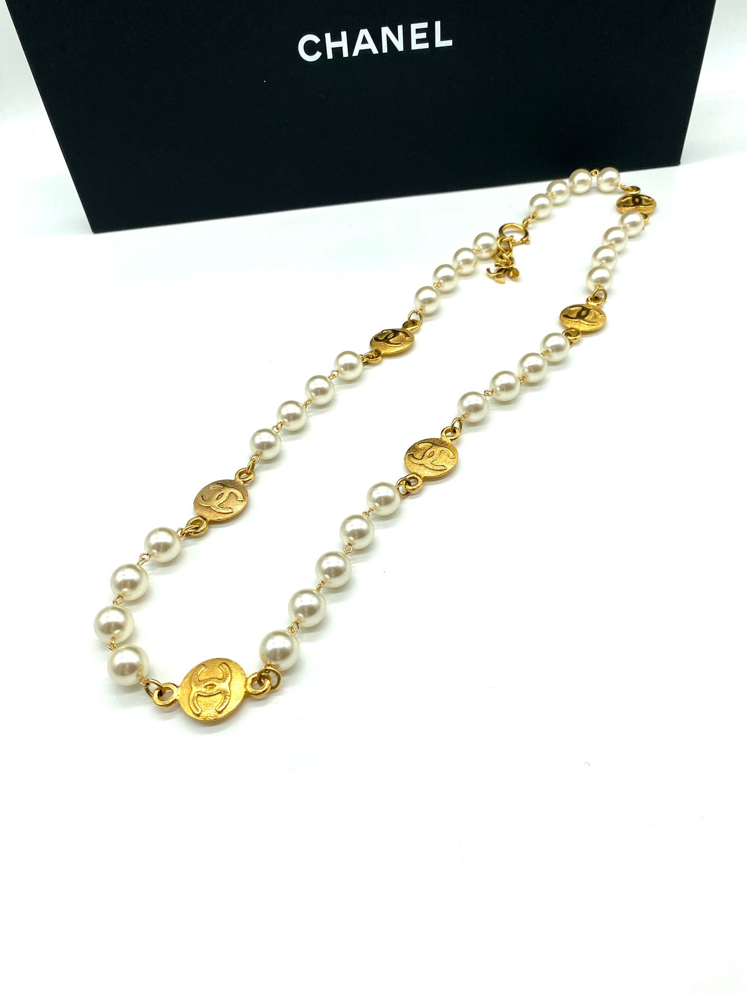 collar chanel