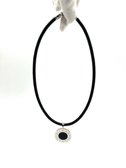 COLLAR MONEDA BVLGARI DOBLE CARA