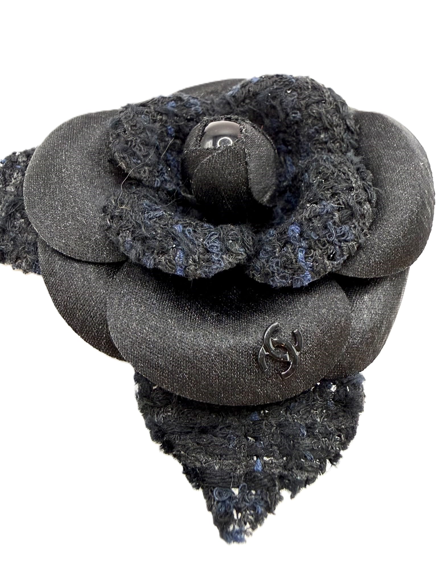 complemento para el cabello Chanel Camelia