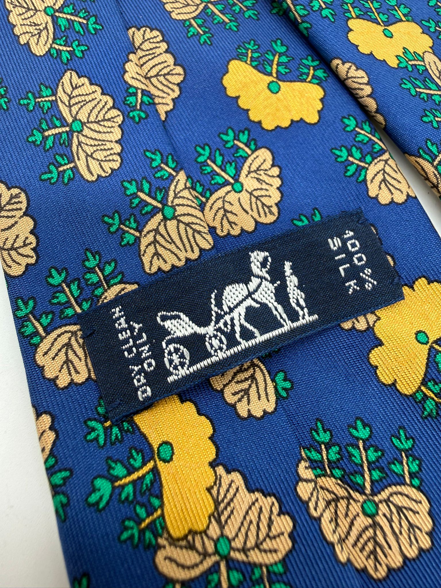 Corbata Hermès