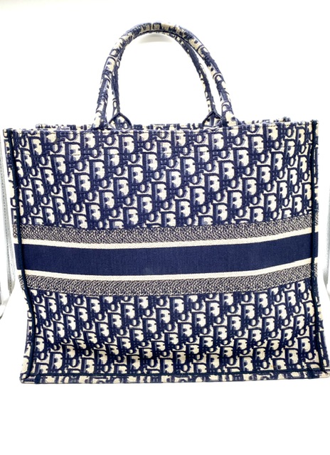 Dior book Tote GM