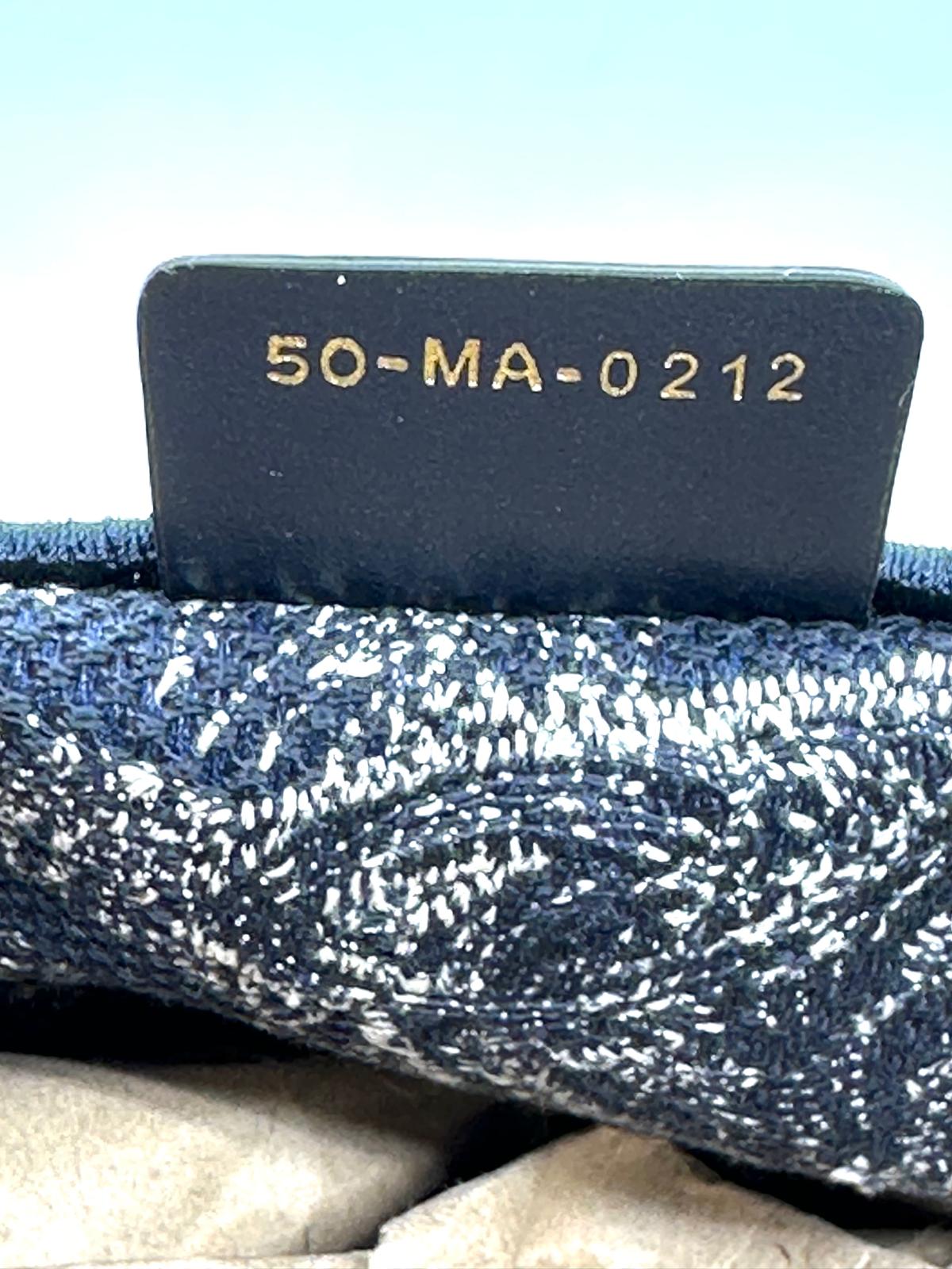dior tote book