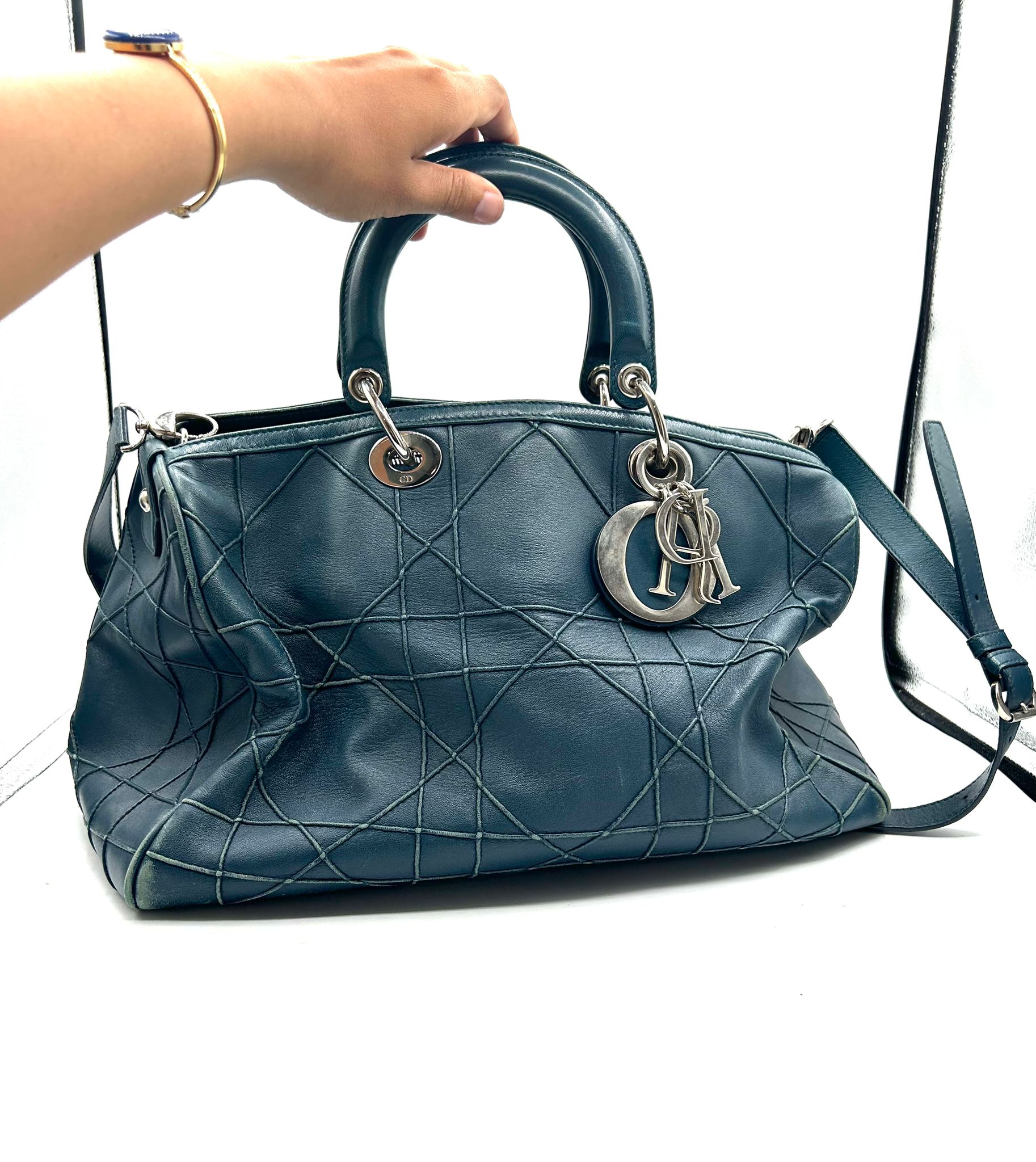 dior tote diorama