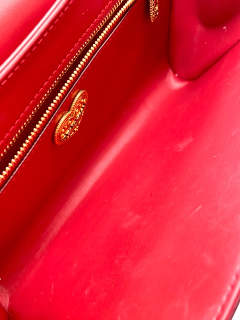 Dolce Gabbana devotion rojo