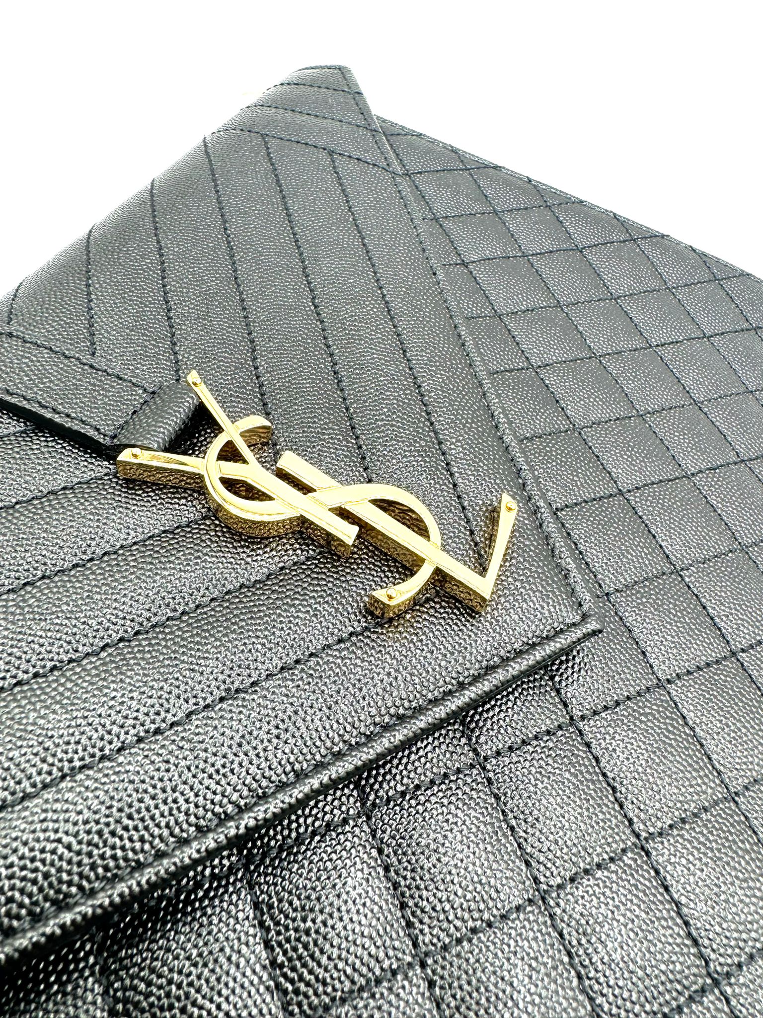 envelope saint laurent