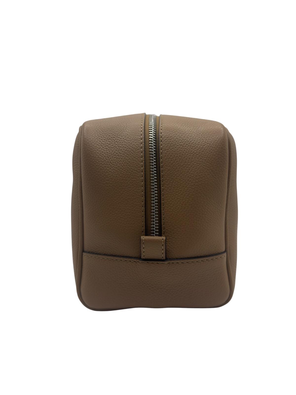 Estuche de belleza Fendi