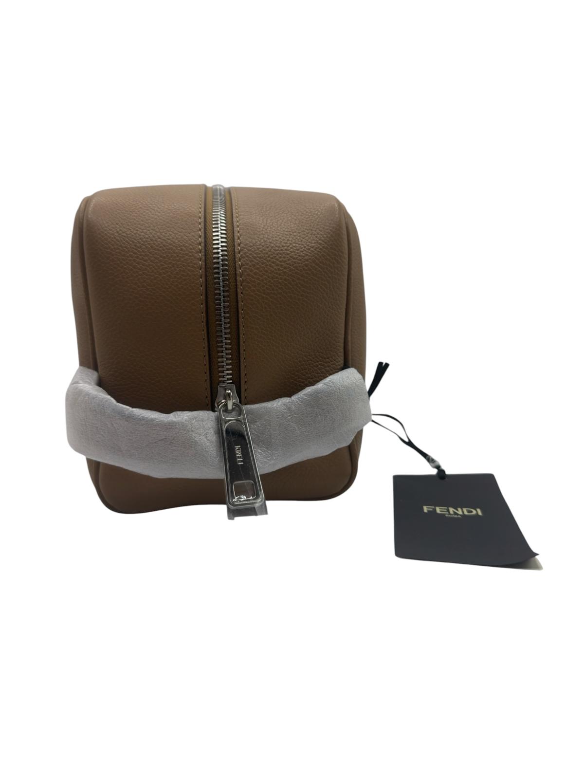 Estuche de belleza Fendi