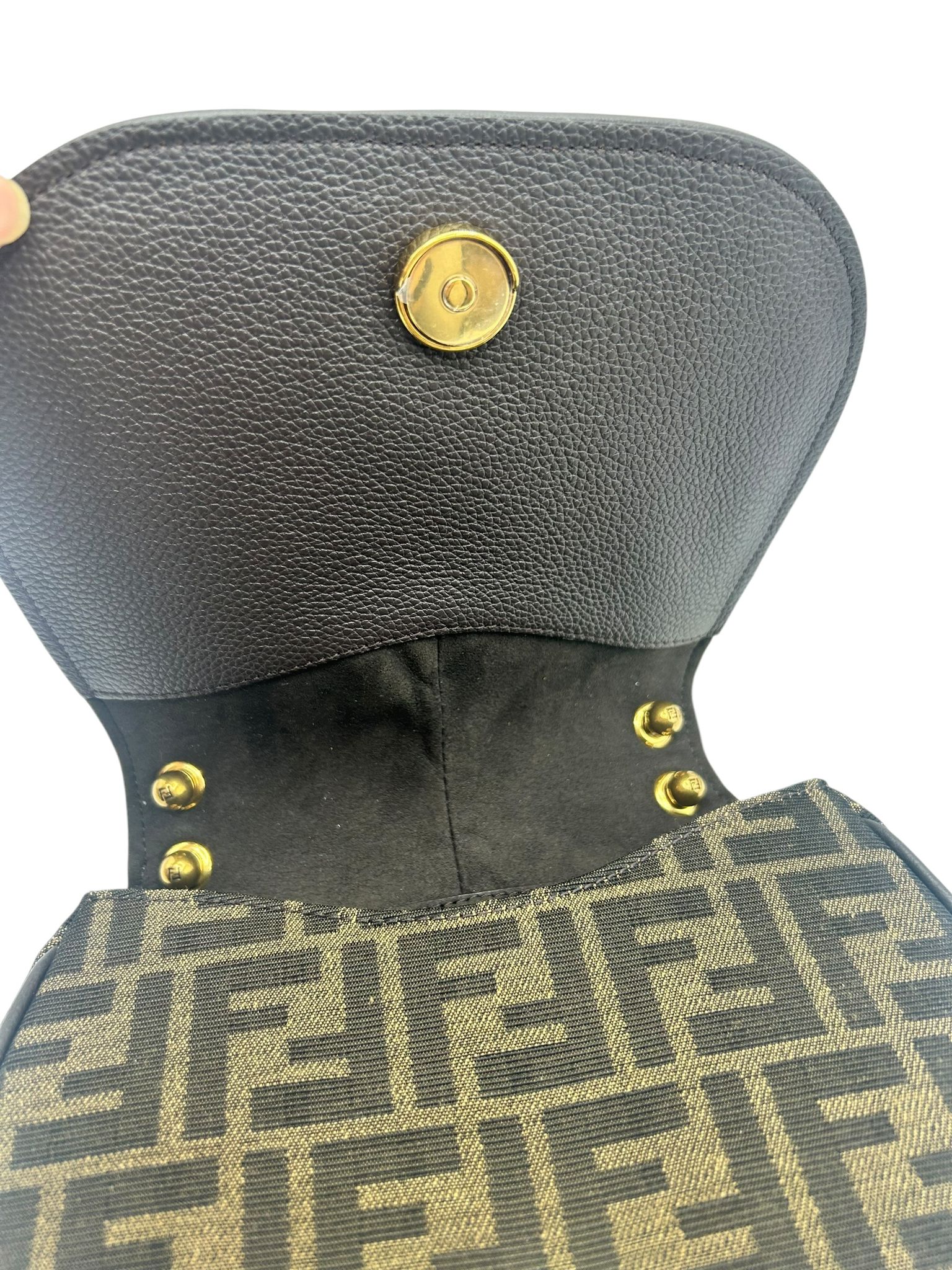 Fendi C’mon