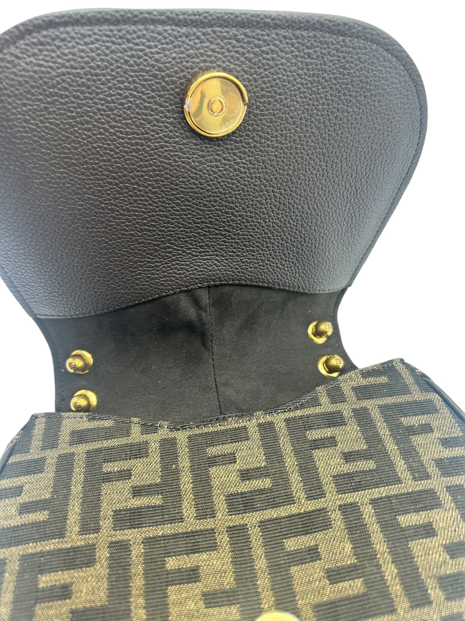 Fendi C’mon