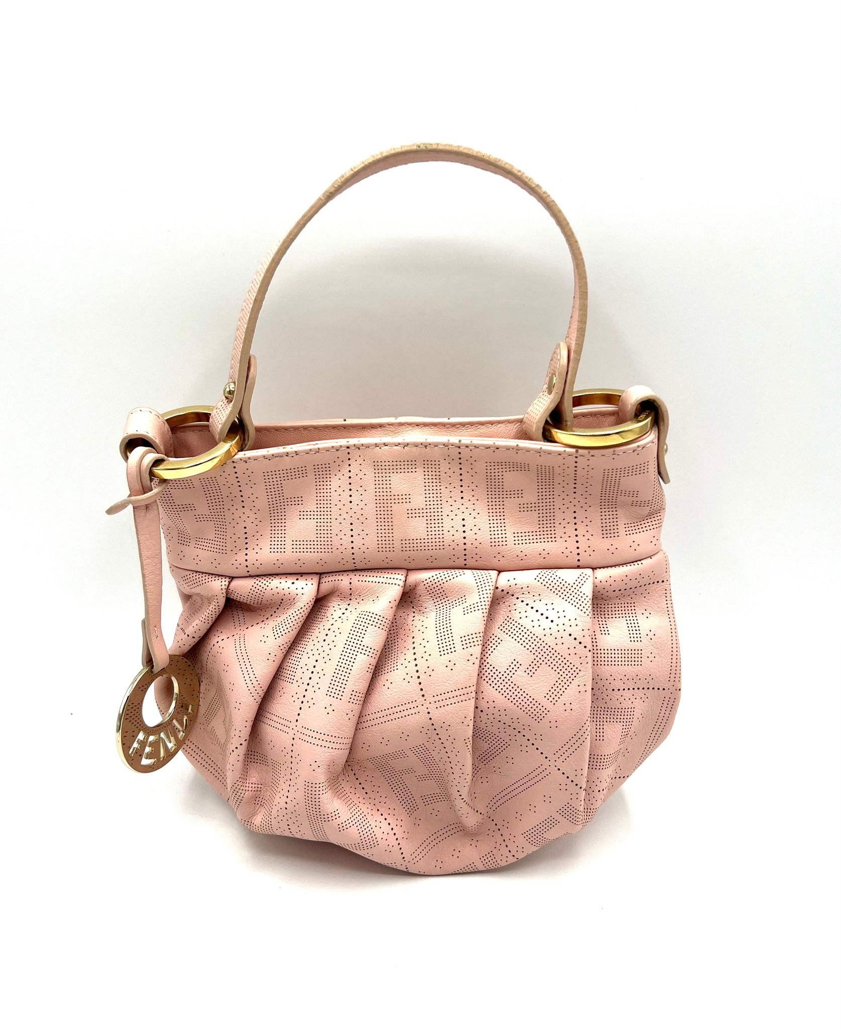 fendi memole