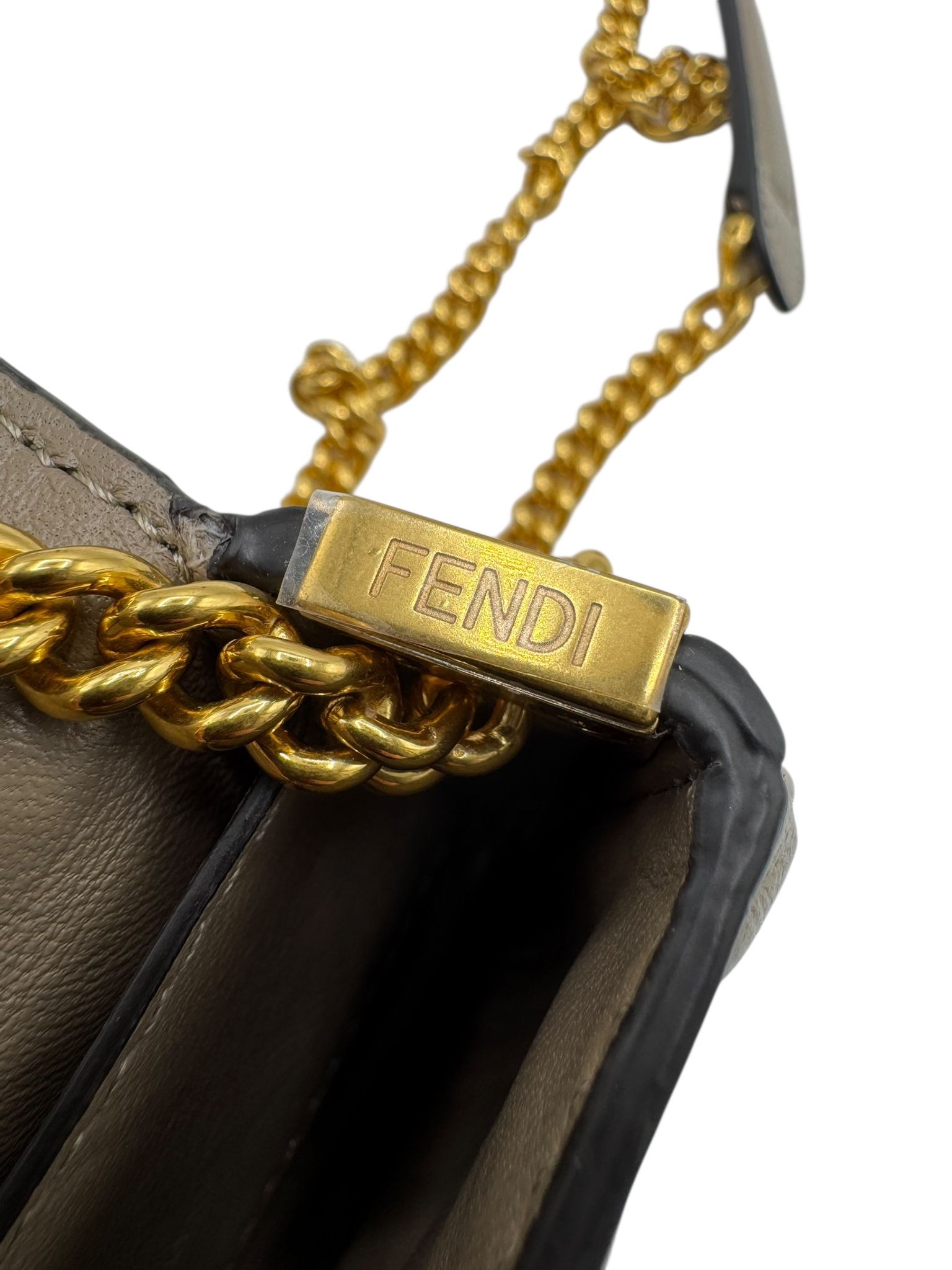 Fendi nano Baguette