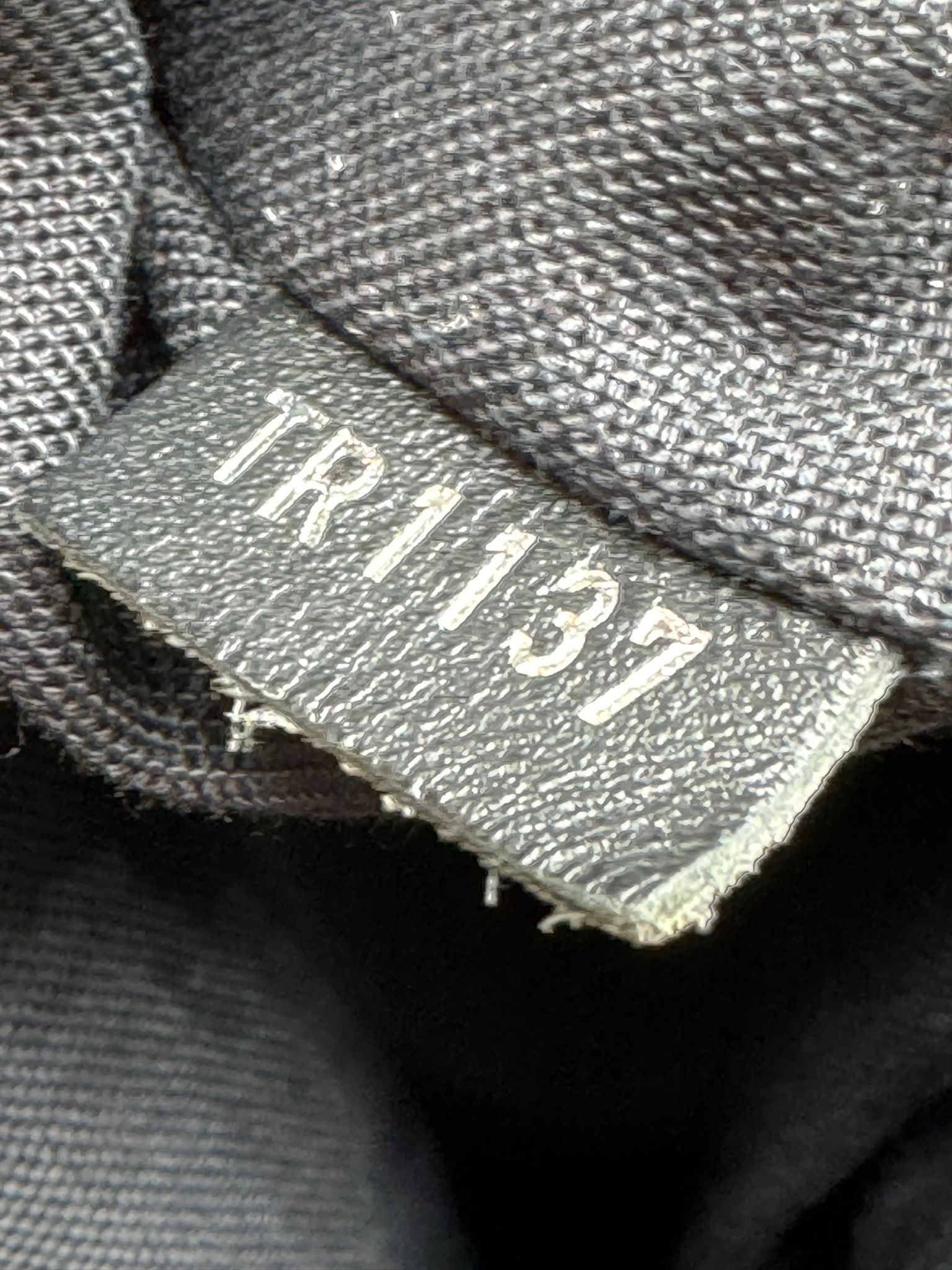 fendi negro