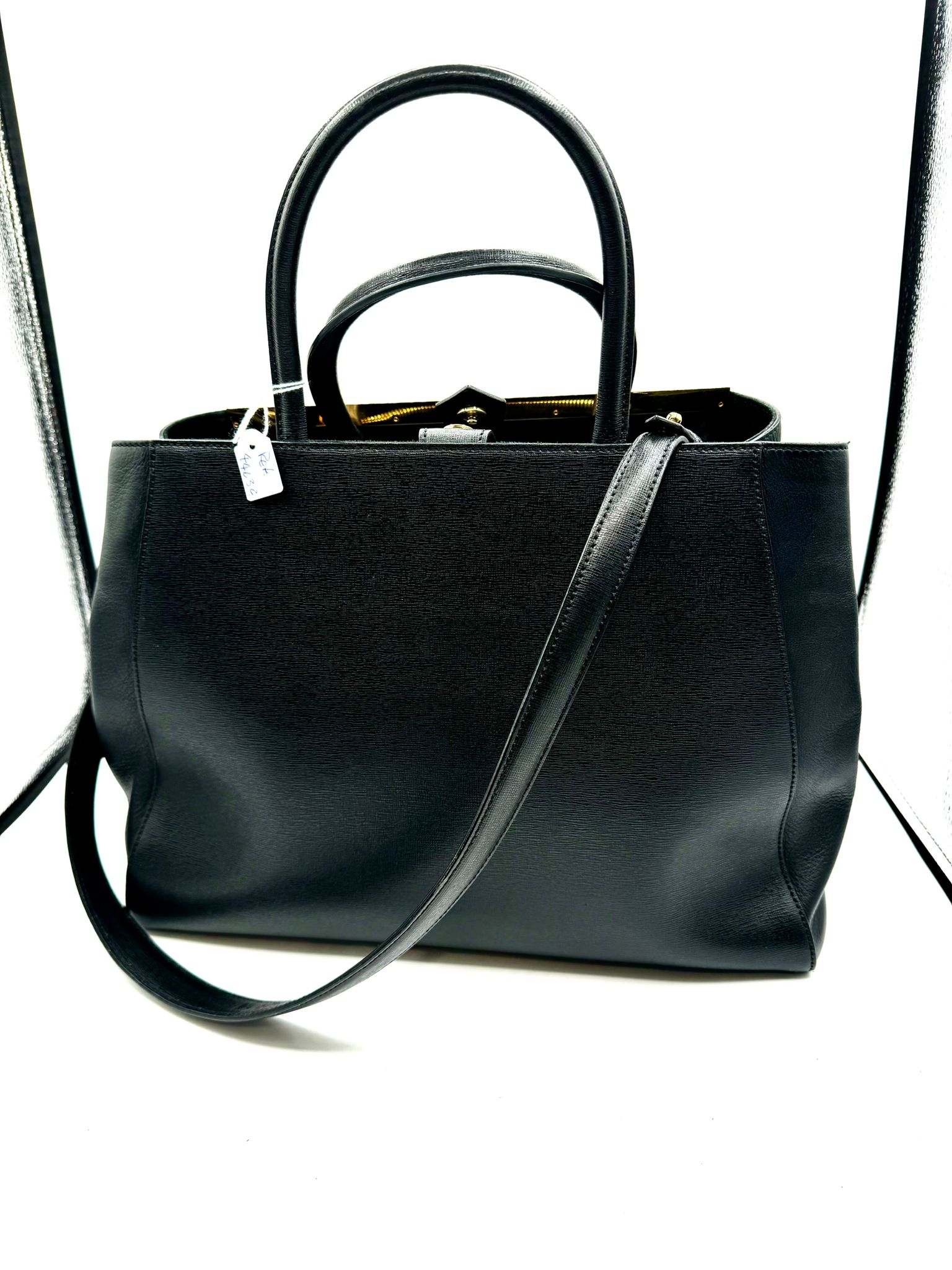 fendi negro