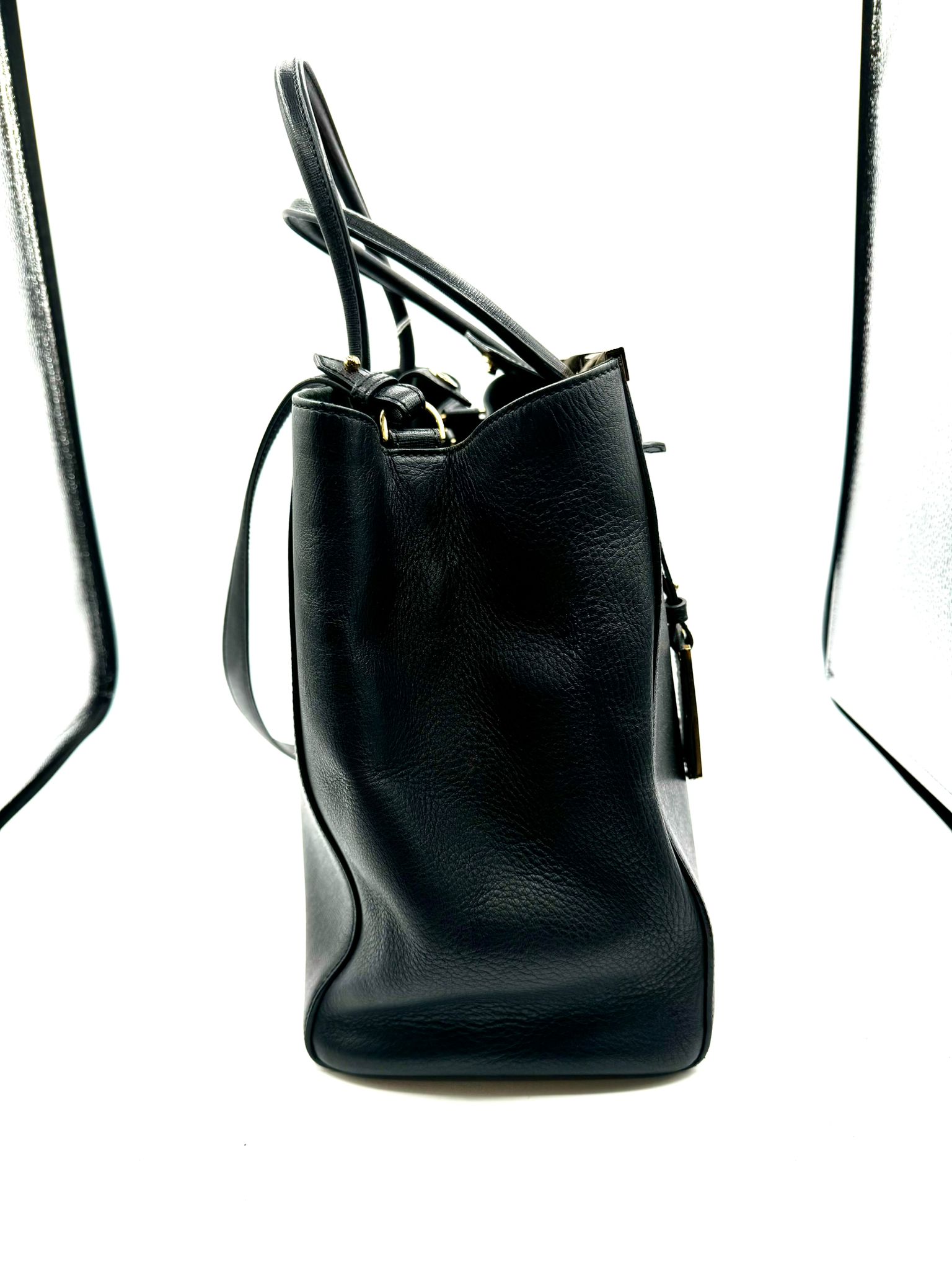 fendi negro