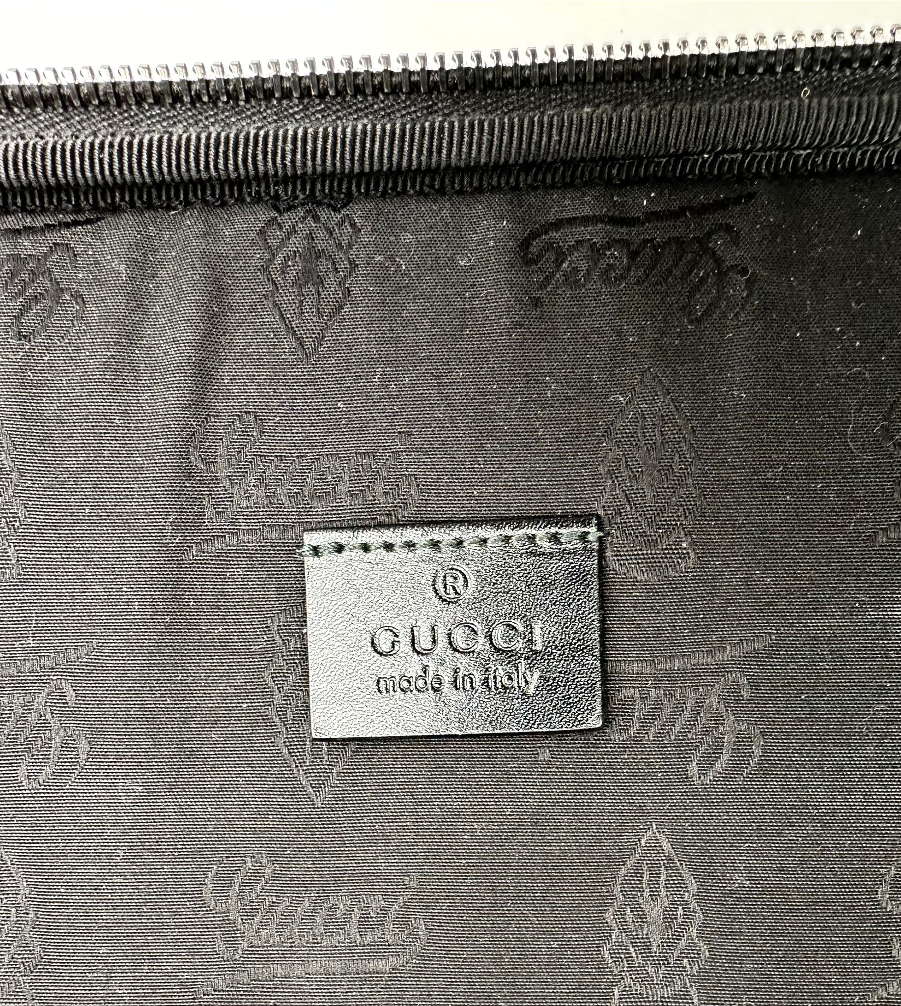 Funda para portátil Gucci de lona color negro