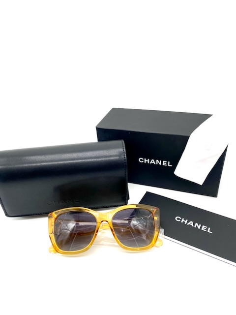 Gafas Chanel montura color tostado