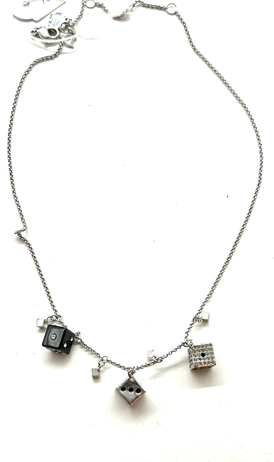 gargantilla dior dados