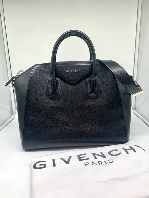 Givenchy Antígona