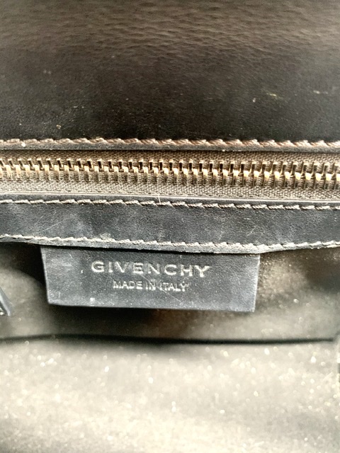 Givenchy Pandora