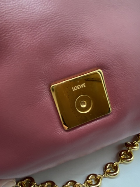 Goya puffer Burgundy Loewe