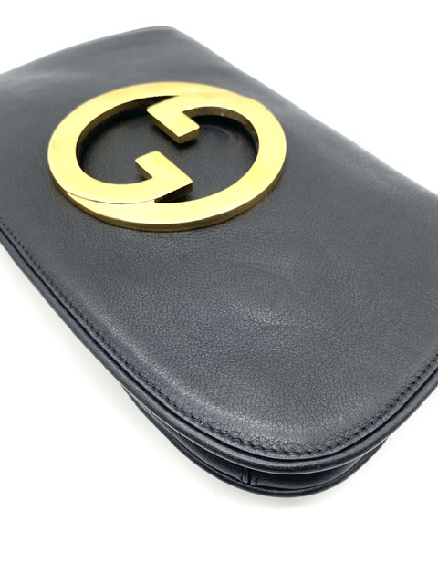 Gucci Blondi en cuero