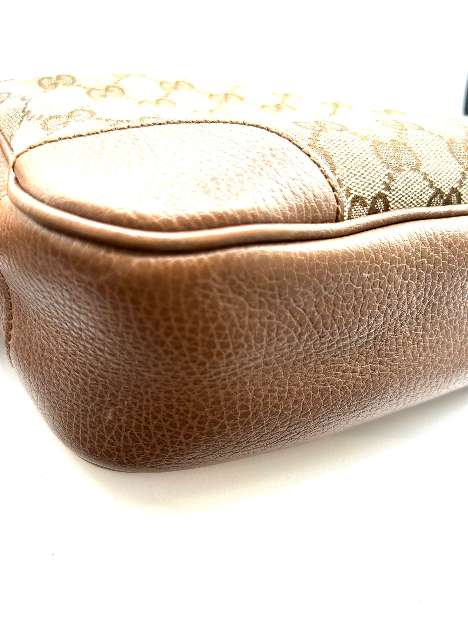 Gucci GG en canvas