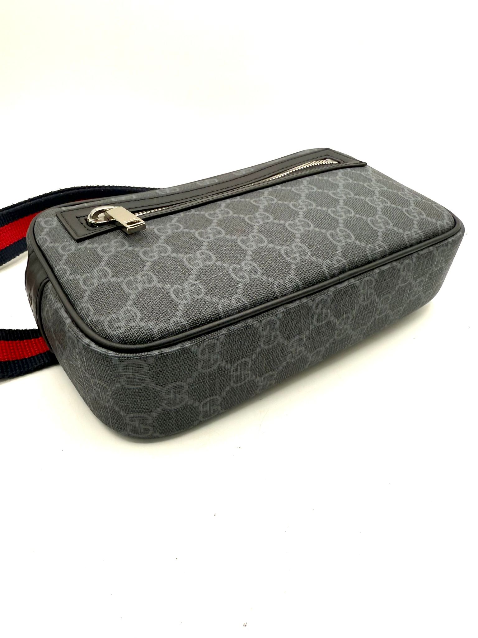 Gucci GG Supreme