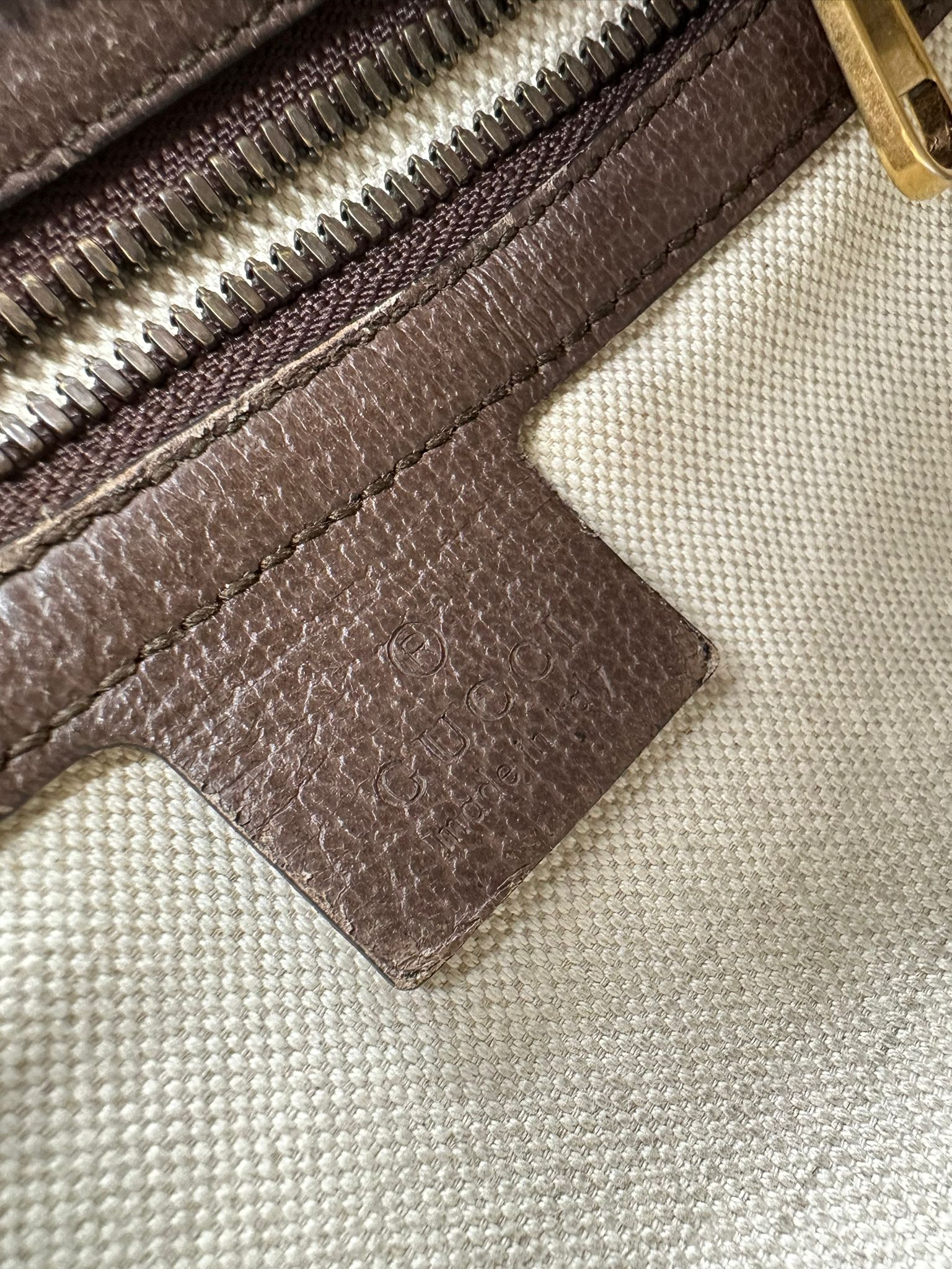 Gucci GG Supreme