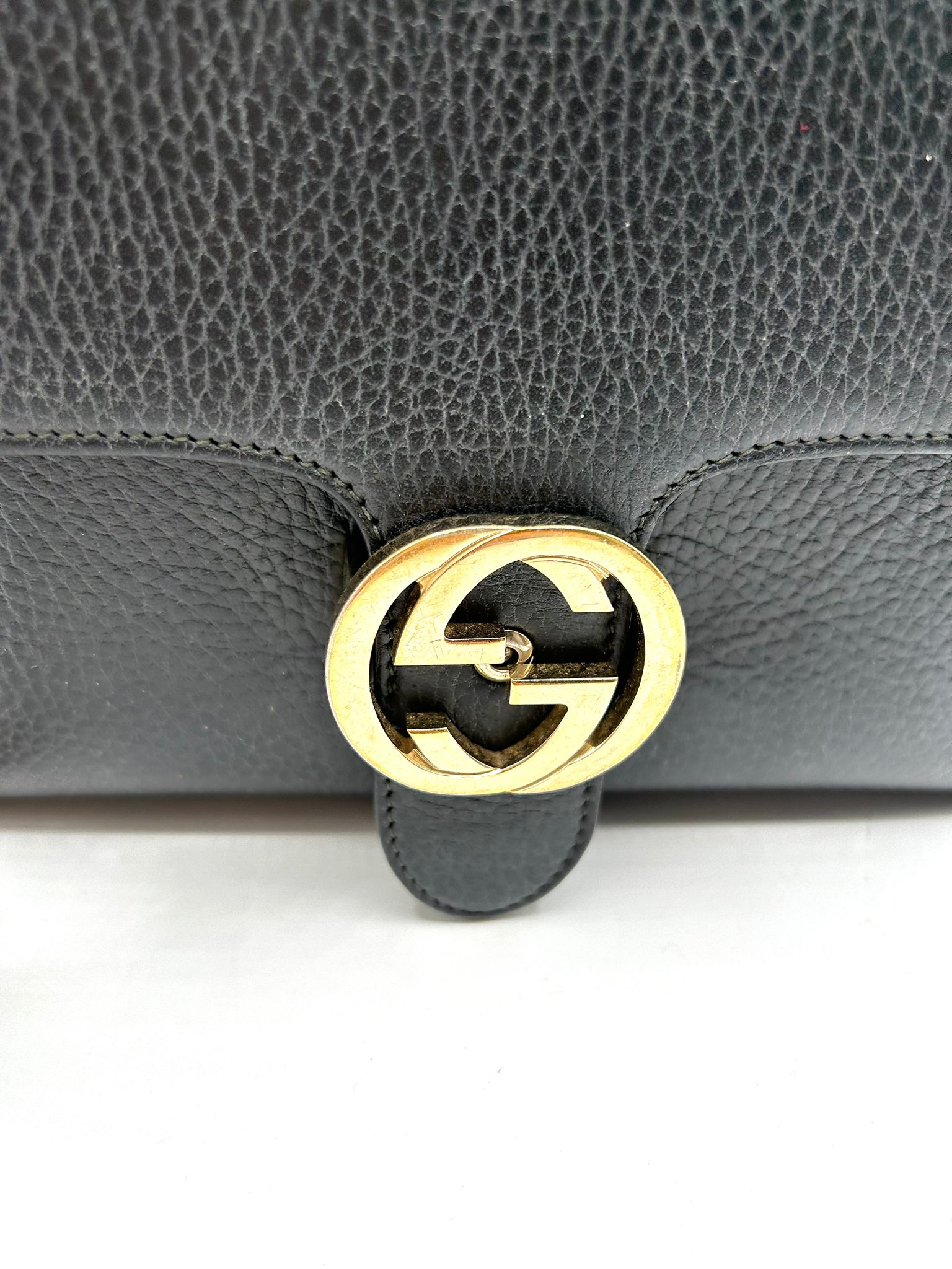 gucci interloocking