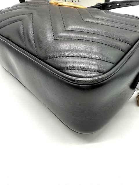 Gucci Marmont negro