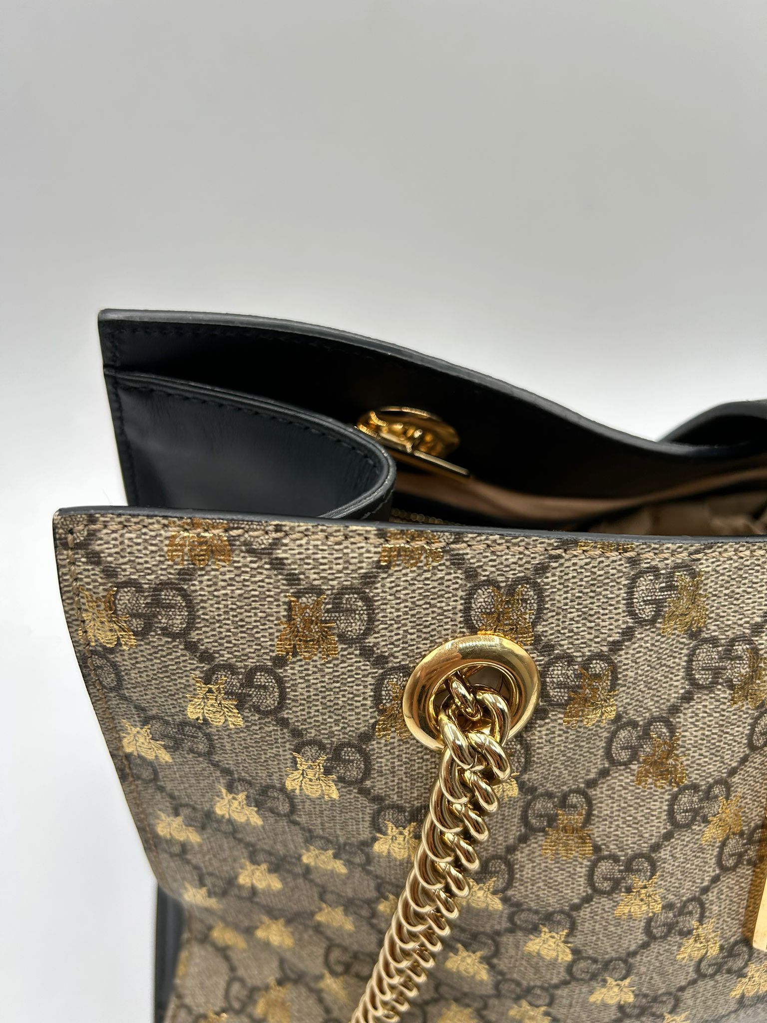 Gucci Padlock GG Supreme