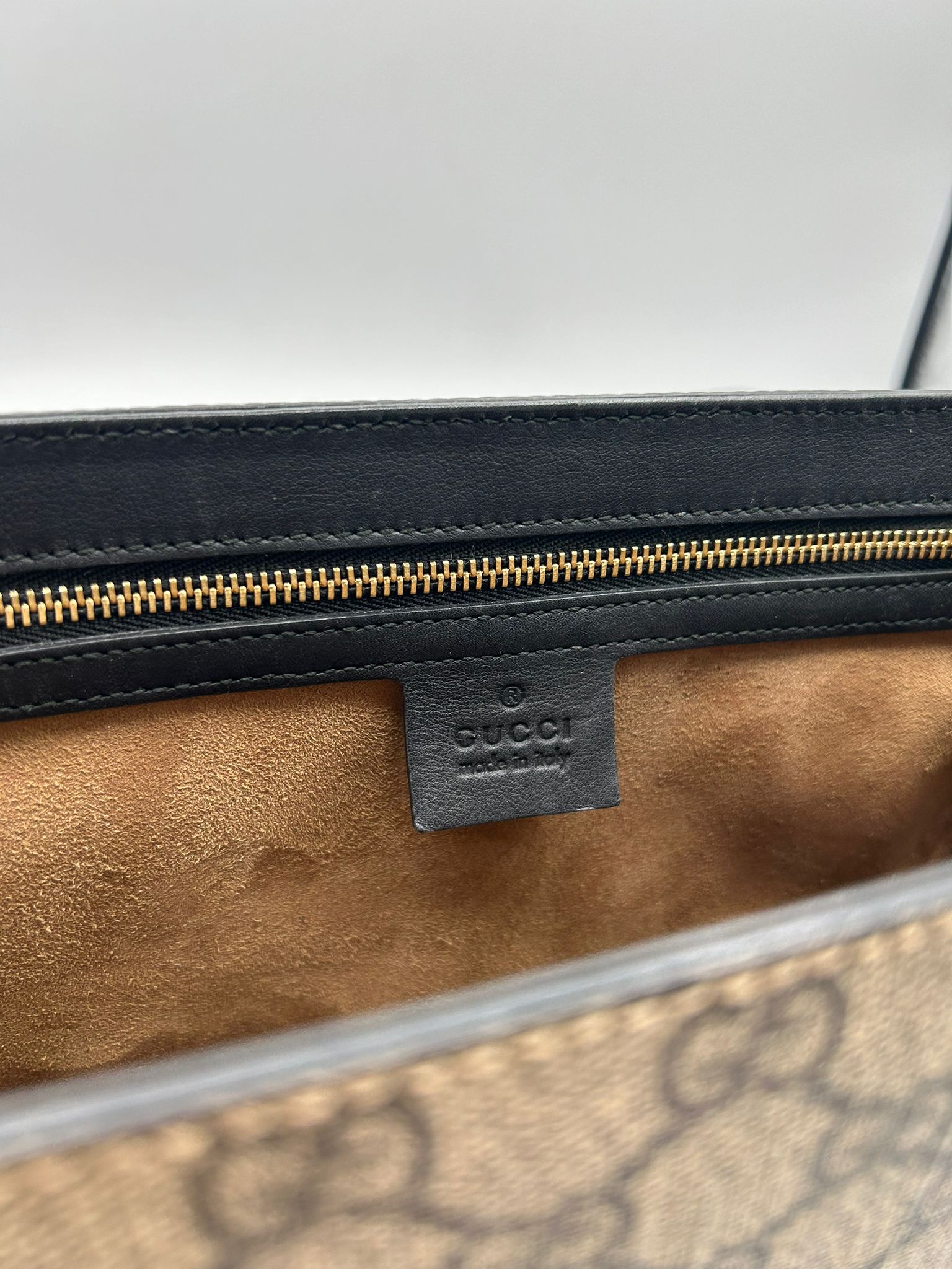 gucci padloock