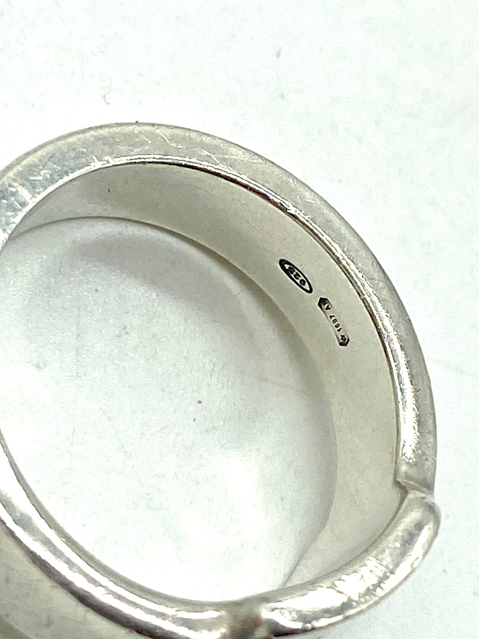 gucci silver
