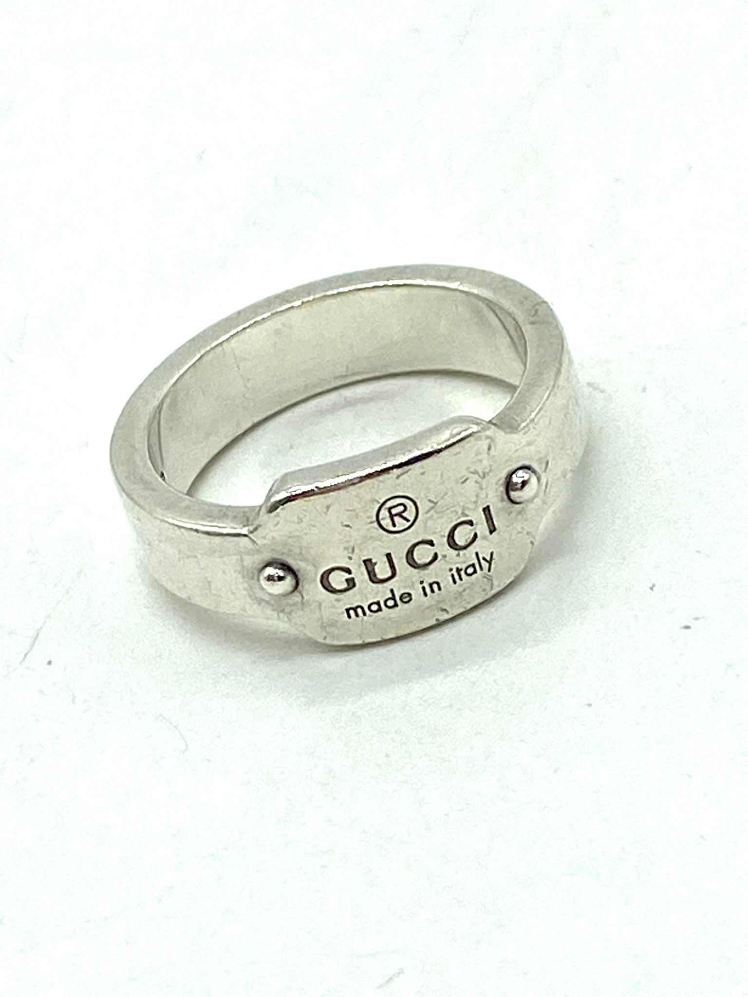 gucci silver