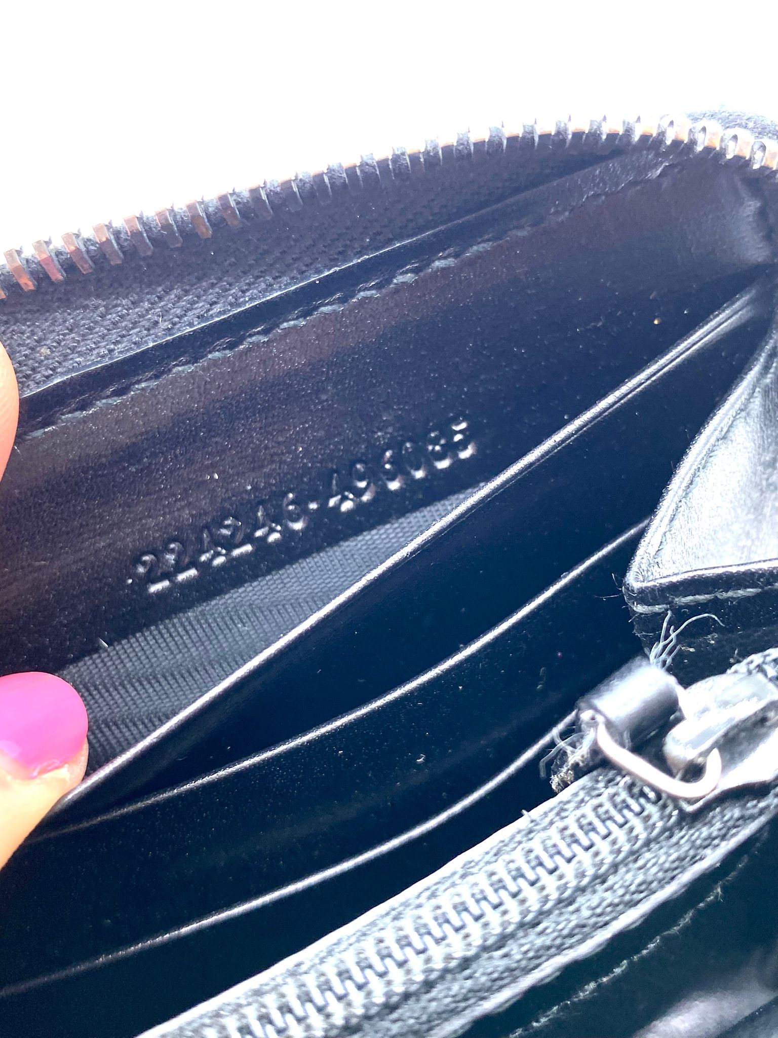 gucci wallet
