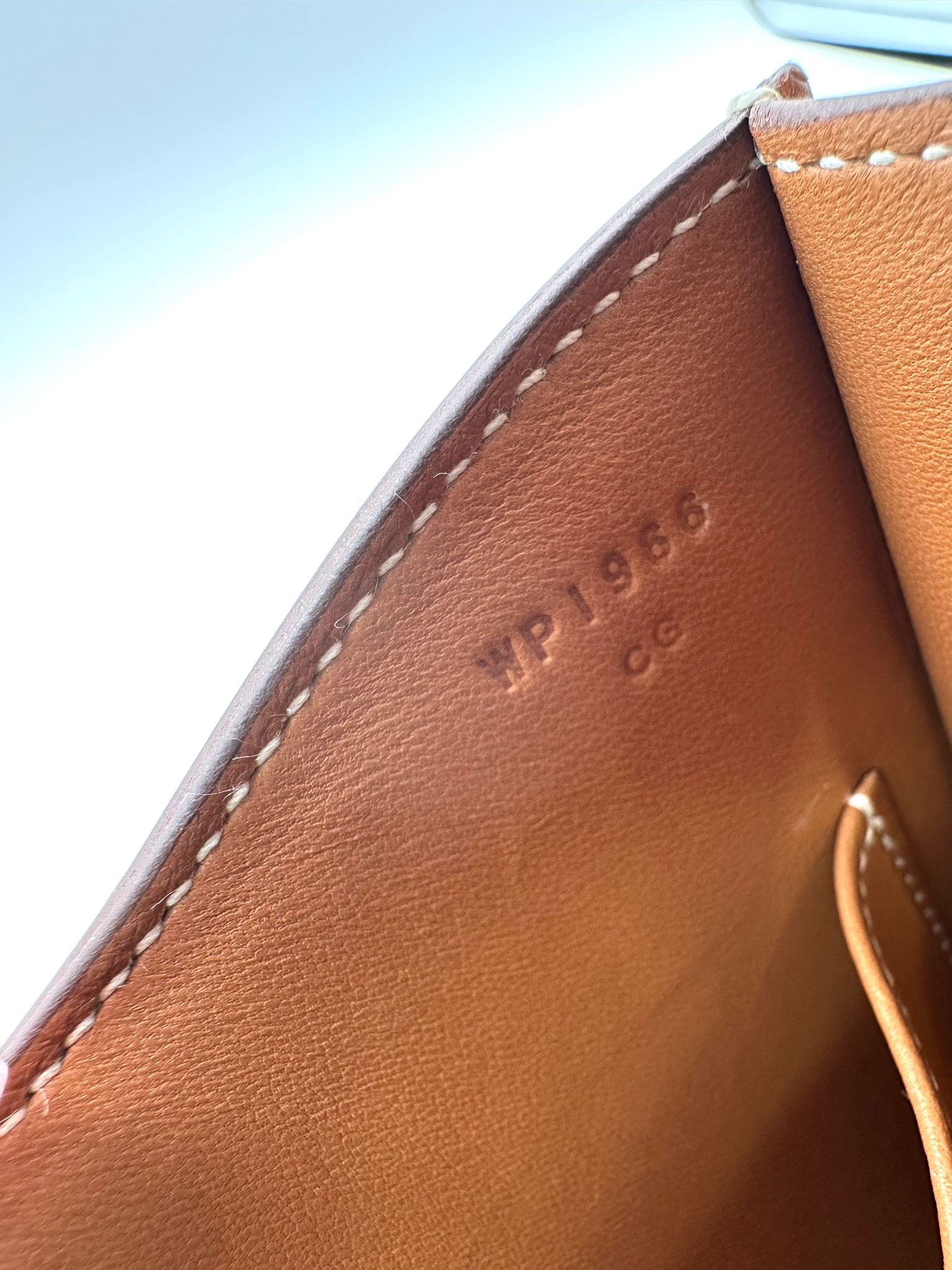 Hermès Constance 24