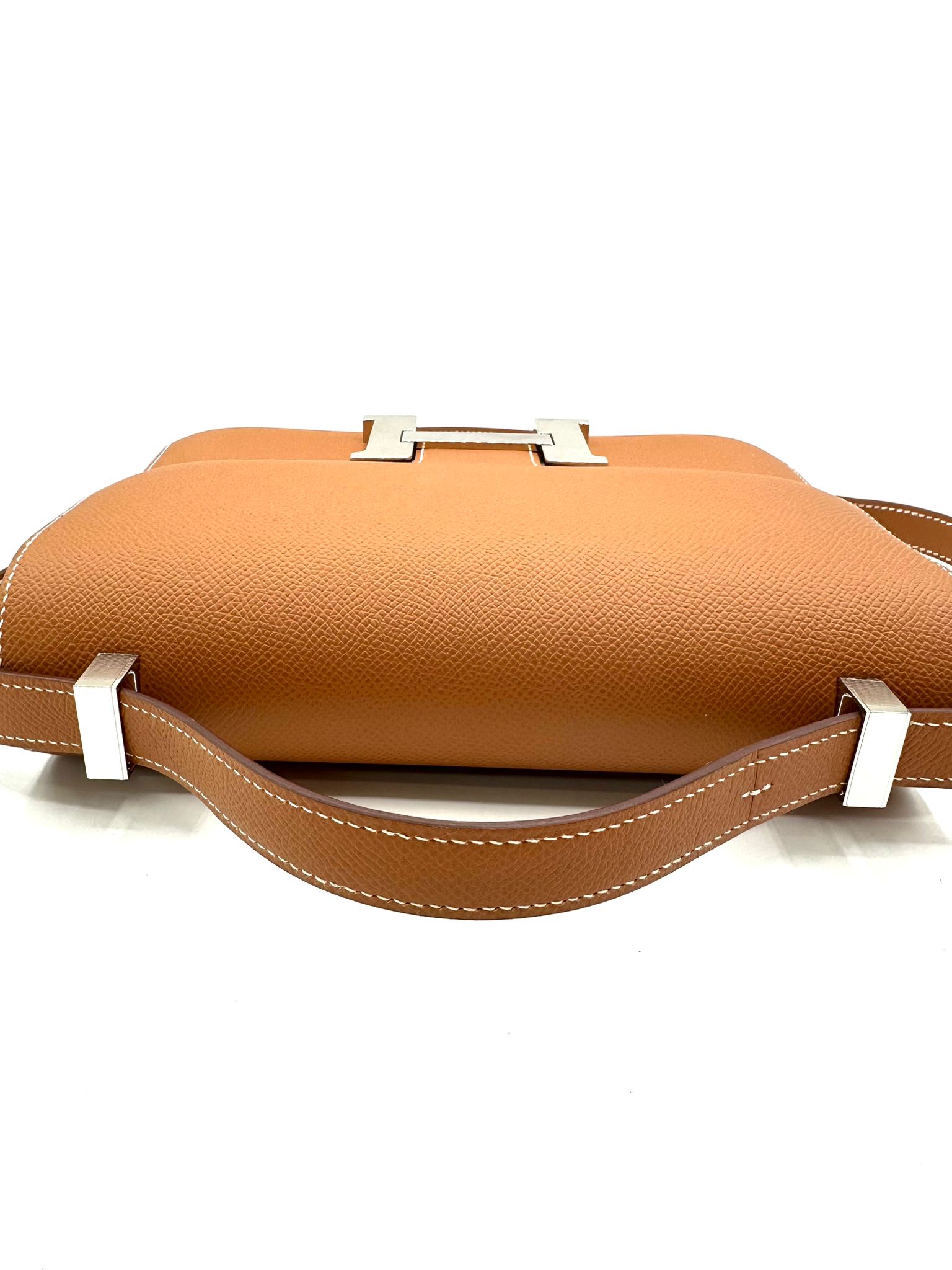 Hermès Constance 24